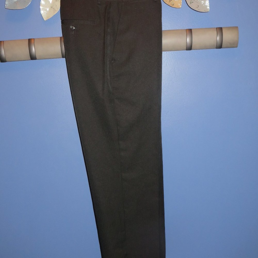 Stafford Black Classic Fit Flat Front Dress Pants Size 32X30 Flex Waistband